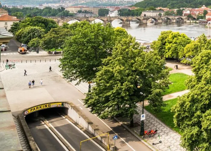 Beautiful & Peaceful With Cute Balcony * Prag